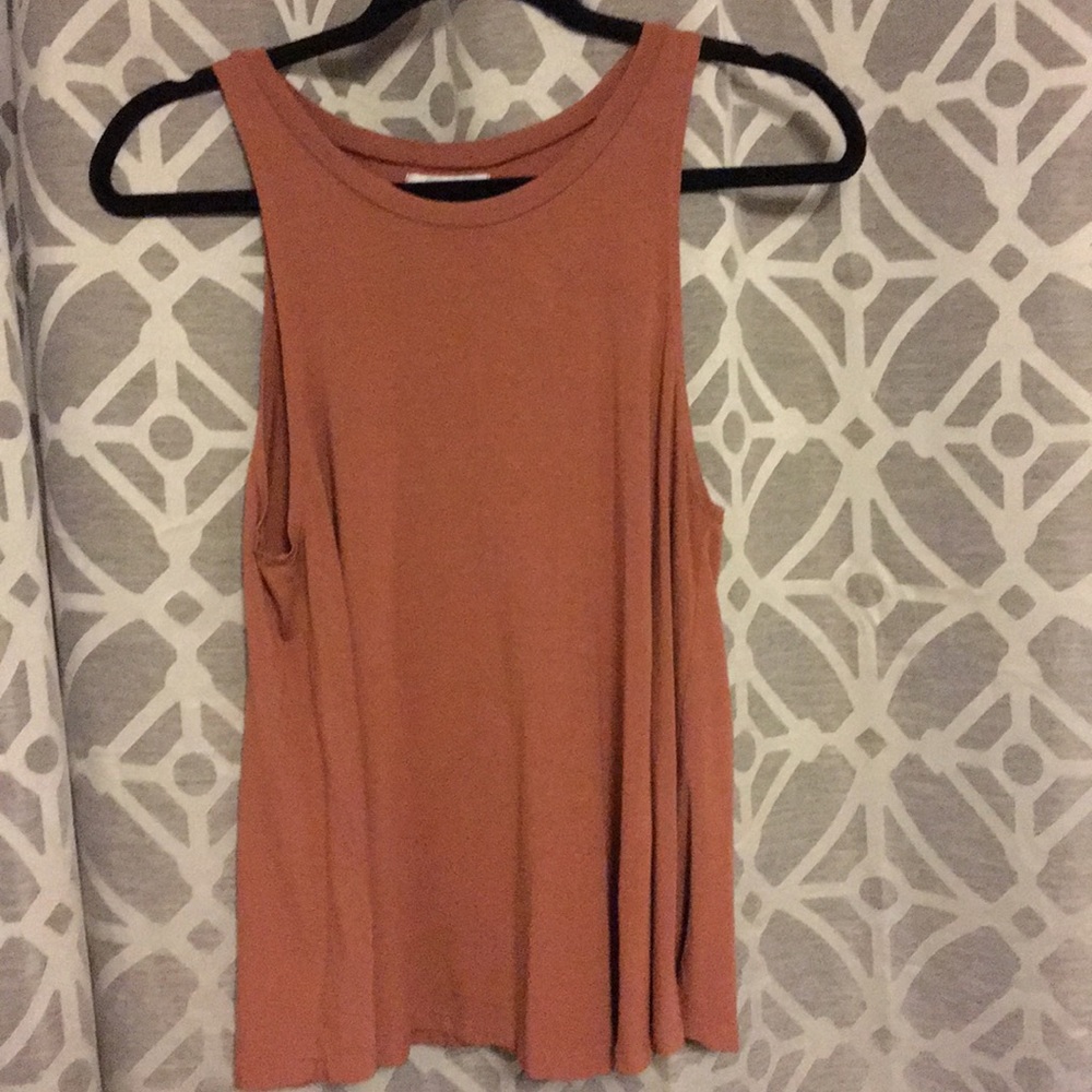 Fighting Eel Apricot/blush tank